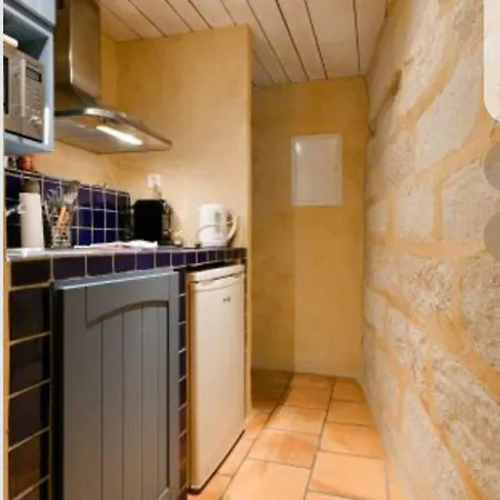 Les Suites De Charme Du Portalet Uzes Exterior photo